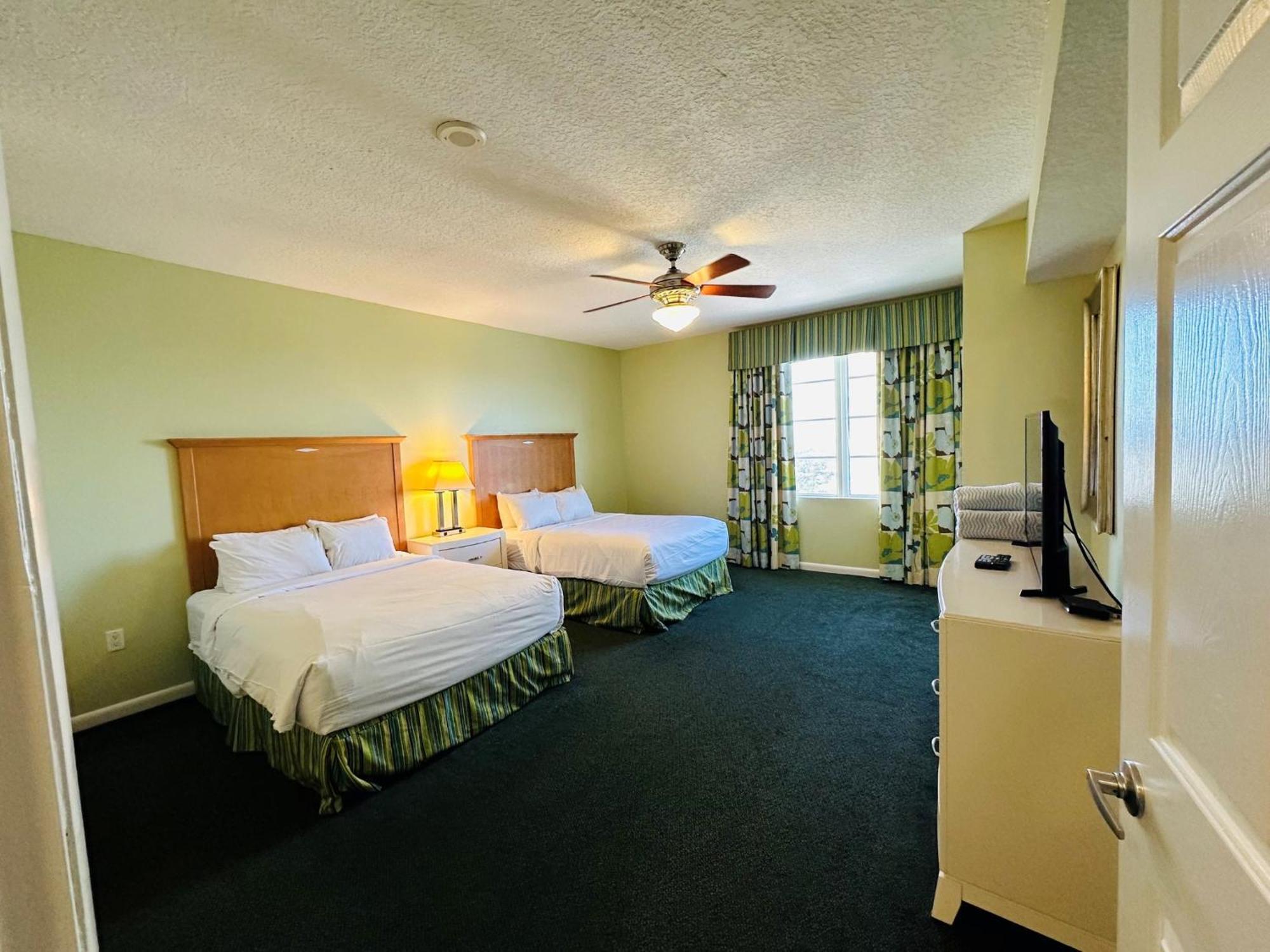 Ocean Walk Resort Daytona Beach Room photo