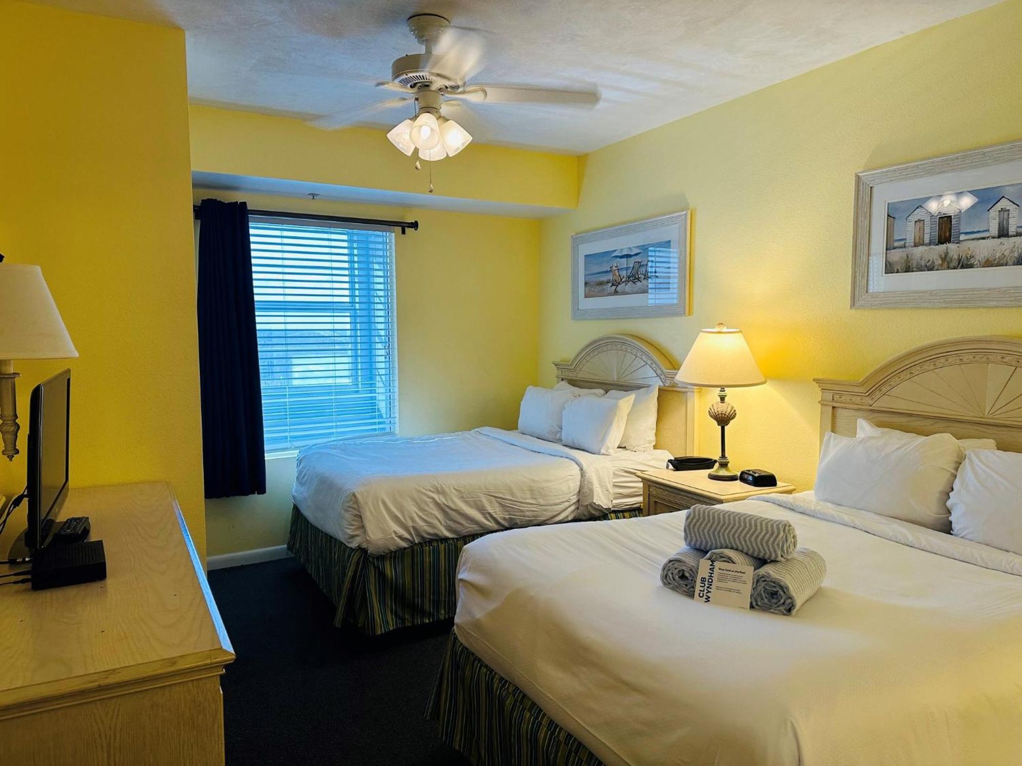 Ocean Walk Resort Daytona Beach Room photo