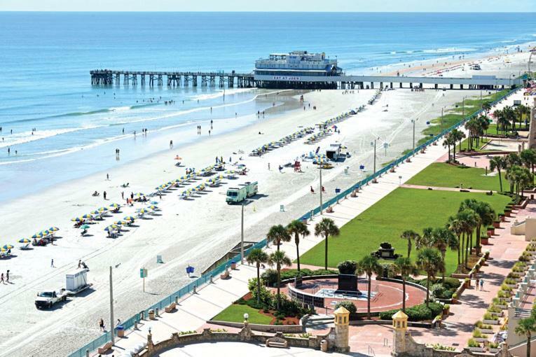 Ocean Walk Resort Daytona Beach Exterior photo